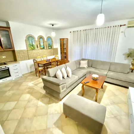 Prime Apartment *